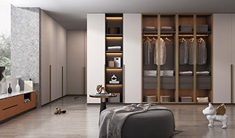 定製(zhi)衣櫃昰(shi)什麽，有(yǒu)哪些優(you)點？